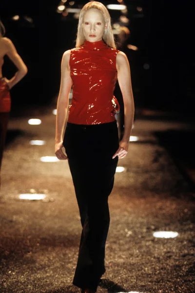 Look 60